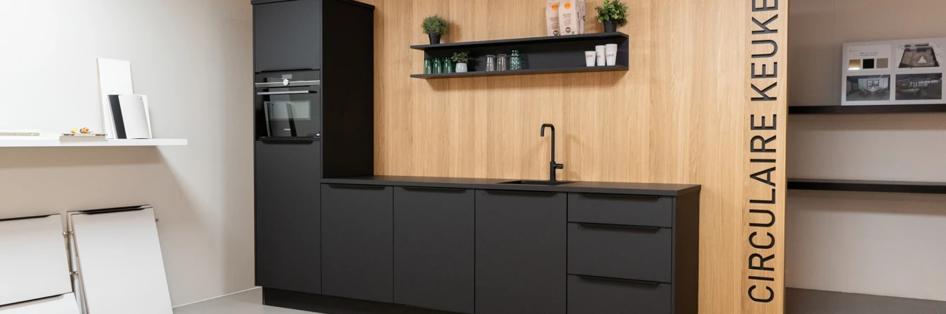 Keuken zwart 2